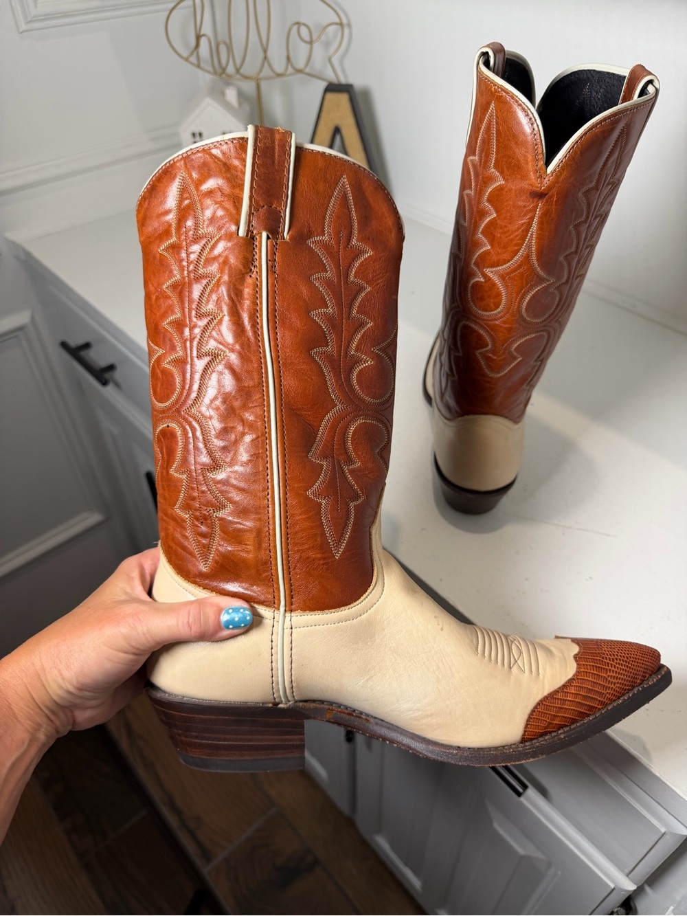 Two-Tone Brown and Cream Women's Western Heeled Boots - Picture 8 of 12